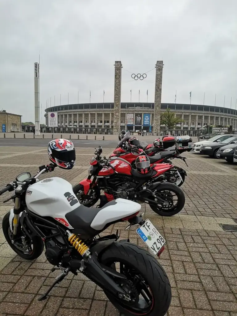We Ride As One am Olympiastadion – Foto 5