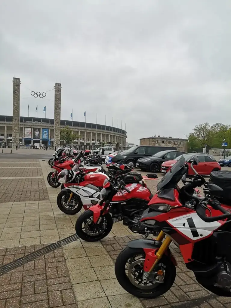 We Ride As One am Olympiastadion – Foto 6